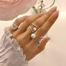 Load image into Gallery viewer, NOVA 1 RAINDROP OPEN RING