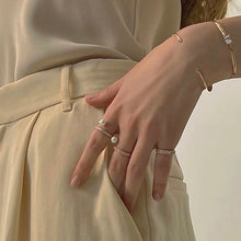 Load image into Gallery viewer, VERA 2 PEARL PAVED RING