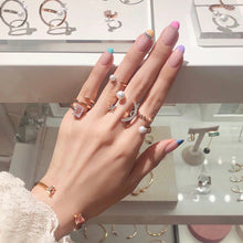 Load image into Gallery viewer, XO PEARL SMILE PAVE RING