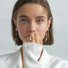 Load image into Gallery viewer, SOPHIA1 FOLDABLE CHAIN EARRING