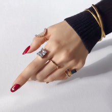 Load image into Gallery viewer, 'S' LINE SQUARE STONE RING
