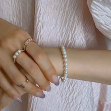 Load image into Gallery viewer, ROWEN FRESHWATER PEARL BRACELET