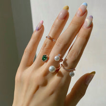 Load image into Gallery viewer, CAROLIN OVAL PAVED PEARL RING