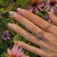 Load image into Gallery viewer, 'X' LINE PAVED RING
