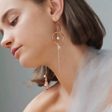 Load image into Gallery viewer, BECCA CIRCLE CHAIN RAINDROP EARRING