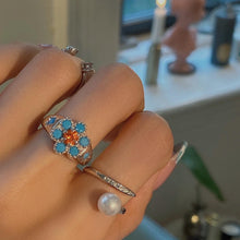 Load image into Gallery viewer, SIA 2 SPIRAL PEARL PAVE RING