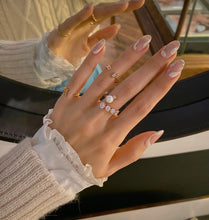 Load image into Gallery viewer, MADEMOISELLE 2 PEARL PAVED RING