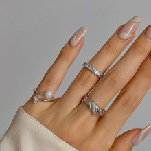 Load image into Gallery viewer, KENMARE PAVED KNUCKLE PINKY RING/ EAR CUFF