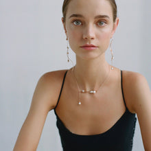 Load image into Gallery viewer, DAWN WAVE PEARL STONE NECKLACE