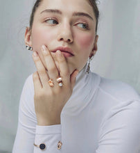 Load image into Gallery viewer, CLOUD STUD EARRING
