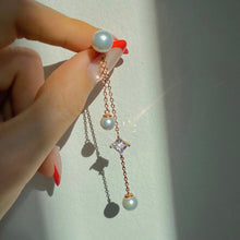 Load image into Gallery viewer, AVITA2 PEARL DBL CHAIN EARRING