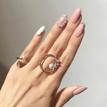 Load image into Gallery viewer, ROUND RAINBOW PEARL STONE RING