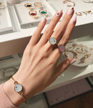 Load image into Gallery viewer, B-BLOCK CIRCLE SWIVEL RING