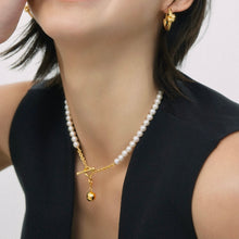 Load image into Gallery viewer, BEA BALL FRESHWATER PEARL NECKLACE