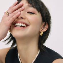 Load image into Gallery viewer, AVERY KNOT HOOP EARRING