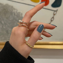 Load image into Gallery viewer, ABBIE PAVED ROPE RING