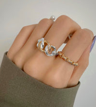 Load image into Gallery viewer, ERES TRIPLE PAVED COMBO CHAIN RING