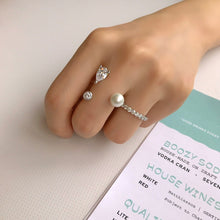 Load image into Gallery viewer, NOVA 1 RAINDROP OPEN RING