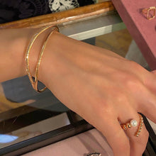 Load image into Gallery viewer, GUILD WAVE PAVED OPEN BANGLE