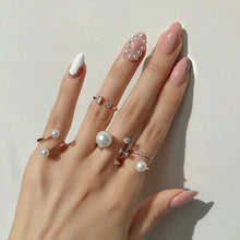 Load image into Gallery viewer, ELODY RECTANGLE KNUCKLE RING
