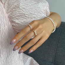 Load image into Gallery viewer, PREEN STONE PAVE RING