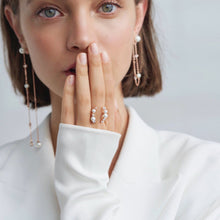 Load image into Gallery viewer, SOPHIA1 FOLDABLE CHAIN EARRING