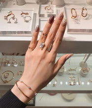 Load image into Gallery viewer, YVES PAVE BAR OPEN RING