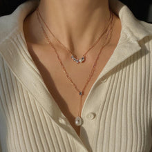 Load image into Gallery viewer, DYLAN BAROQUE PEARL Y CHAIN NECKLACE