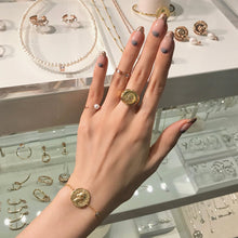 Load image into Gallery viewer, ANCIENT ROMAN COIN STONE  CHAIN BRACELET