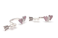 Load image into Gallery viewer, ELLEY THREE HEART ARROW ALL PAVED RING
