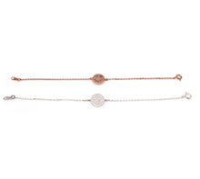 Load image into Gallery viewer, SMALL HEART EYED SMILE CHAIN BRACELET