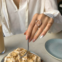 Load image into Gallery viewer, ODILA IRISH CROCHET OVAL RING