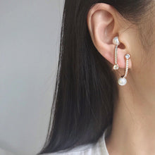 Load image into Gallery viewer, PIPER 1 PAVE PEARL EARRING