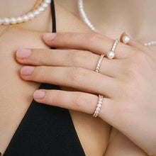 Load image into Gallery viewer, KENMARE PAVED KNUCKLE PINKY RING/ EAR CUFF