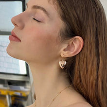 Load image into Gallery viewer, VALENTI 3 HEART HOOK EARRING