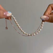 Load image into Gallery viewer, PHOEBE PEARL CHAIN BRACELET