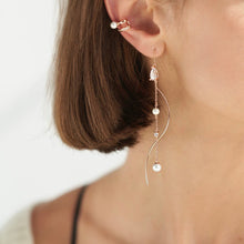 Load image into Gallery viewer, ROUND RAINBOW WAVE BACK EARRING