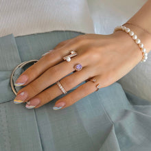 Load image into Gallery viewer, CAMBELL OVAL PAVED BAR RING