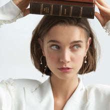 Load image into Gallery viewer, DREW ARCH PEARL STONE EARRING