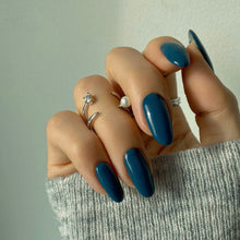 Load image into Gallery viewer, ETOILE2 OVAL DBL KNUCKLE RING