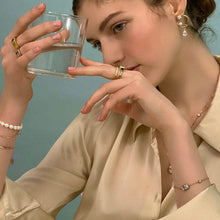 Load image into Gallery viewer, AUGUST 2 SQ STONE CHAIN BRACELET