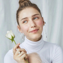 Load image into Gallery viewer, OLIVIA PEARL STONE CHAIN EARRING