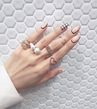 Load image into Gallery viewer, HEART NINE PAVED RING