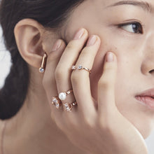 Load image into Gallery viewer, ELODY ROUND KNUCKLE RING