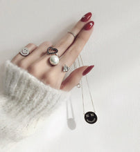 Load image into Gallery viewer, HEART NINE PAVED RING