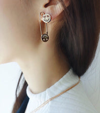 Load image into Gallery viewer, SMILE HEART EYED FACE PAVE SAFETY PIN