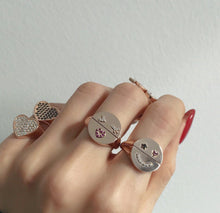 Load image into Gallery viewer, KIKI 2 WINK HEART LIP HALFHALF RINGS