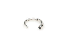 Load image into Gallery viewer, OPEN HORN STONE KNUCKE RING