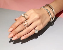 Load image into Gallery viewer, BIG BUBBLE OPEN BANGLE