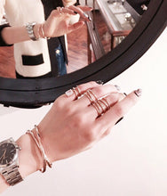 Load image into Gallery viewer, TRIO TWIST STONE SETTING RING